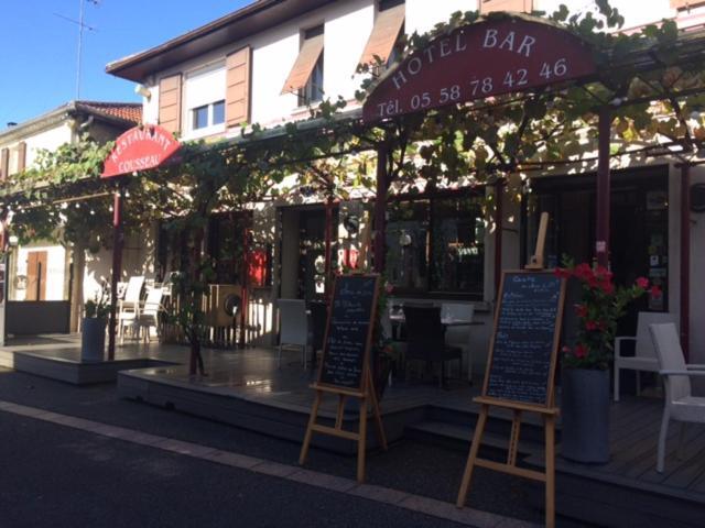 Hotel Restaurant Cousseau Parentis-en-Born Esterno foto